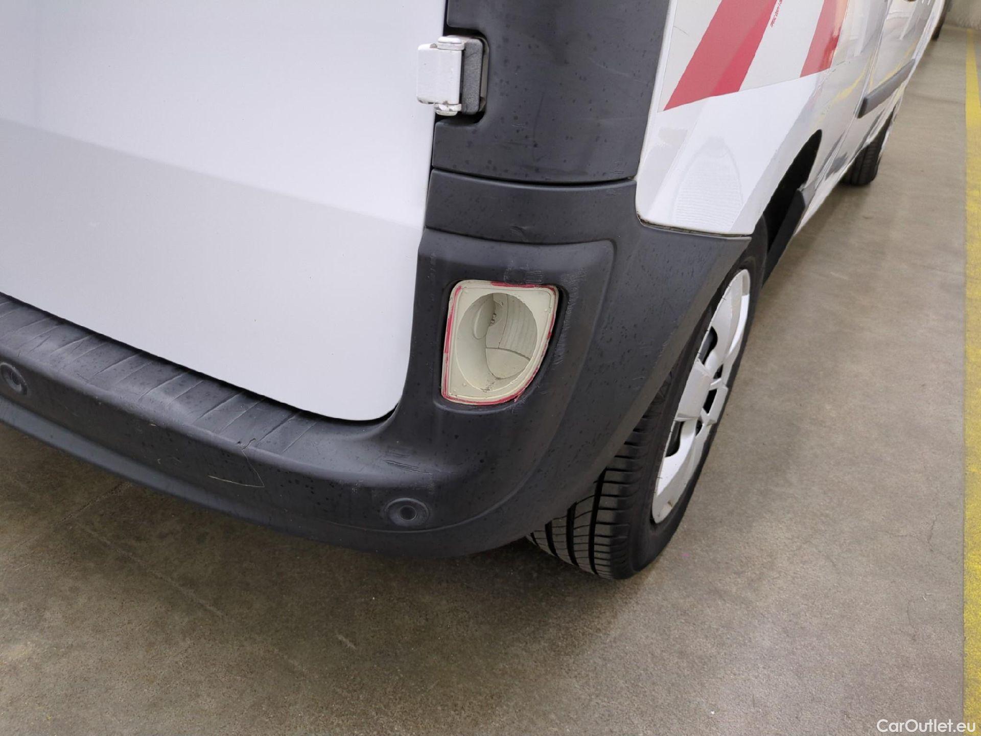  Renault  Kangoo  II Express Maxi Extra (Série Spéciale) 1.5 dCi 95CV BVM6 E6dT #19