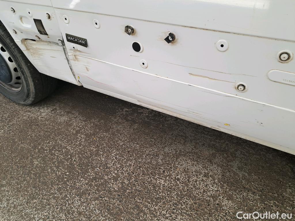  Renault  Master  III Fourgon L2H2 3 5 Grand Confort dCi 135CV BVM6 E6dT #16