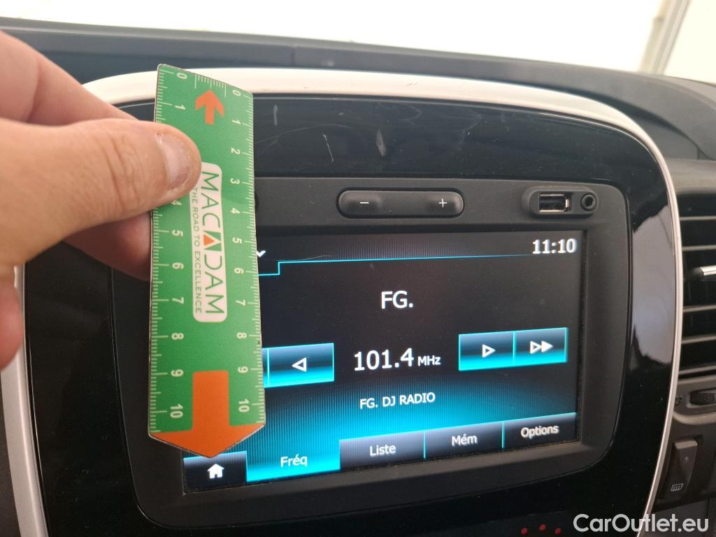  Renault  Trafic RENAULT   2019  4P  Fourgon tole FG GCF L1H1 1000 dCi 120 #8