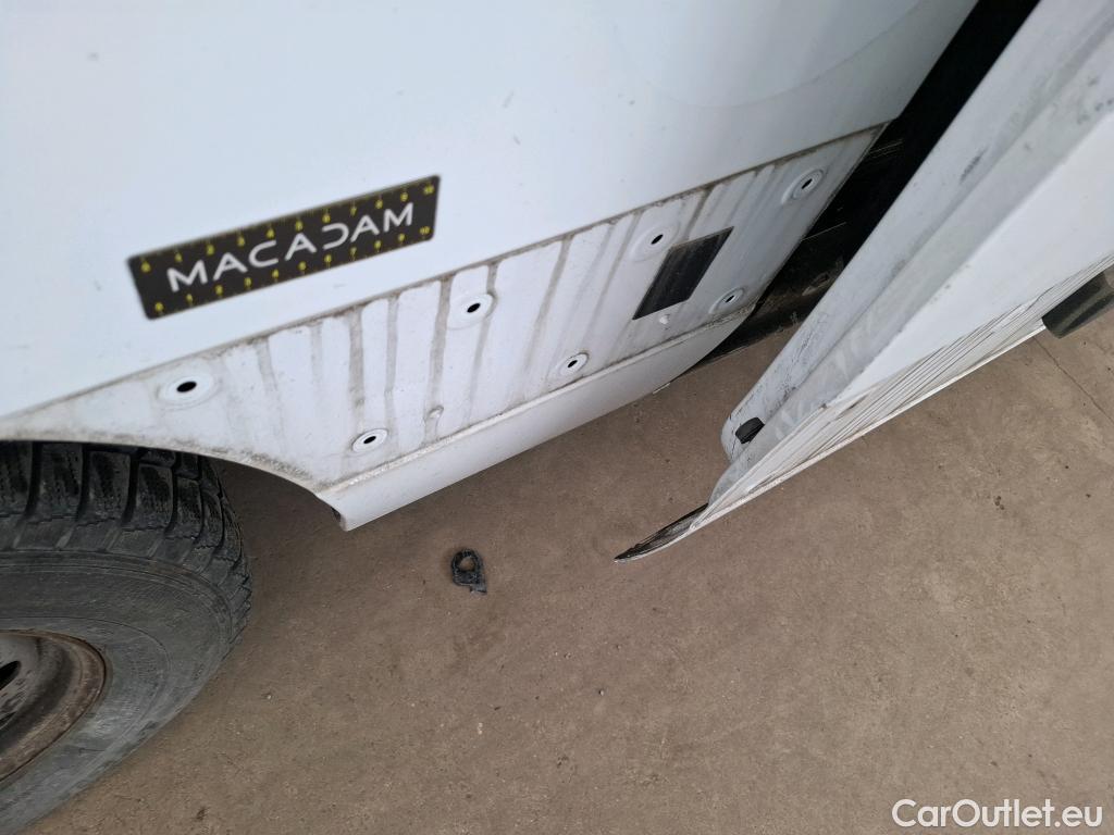  Renault  Master  III Fourgon L2H2 3 5 Grand Confort dCi 130CV BVM6 E6 #50