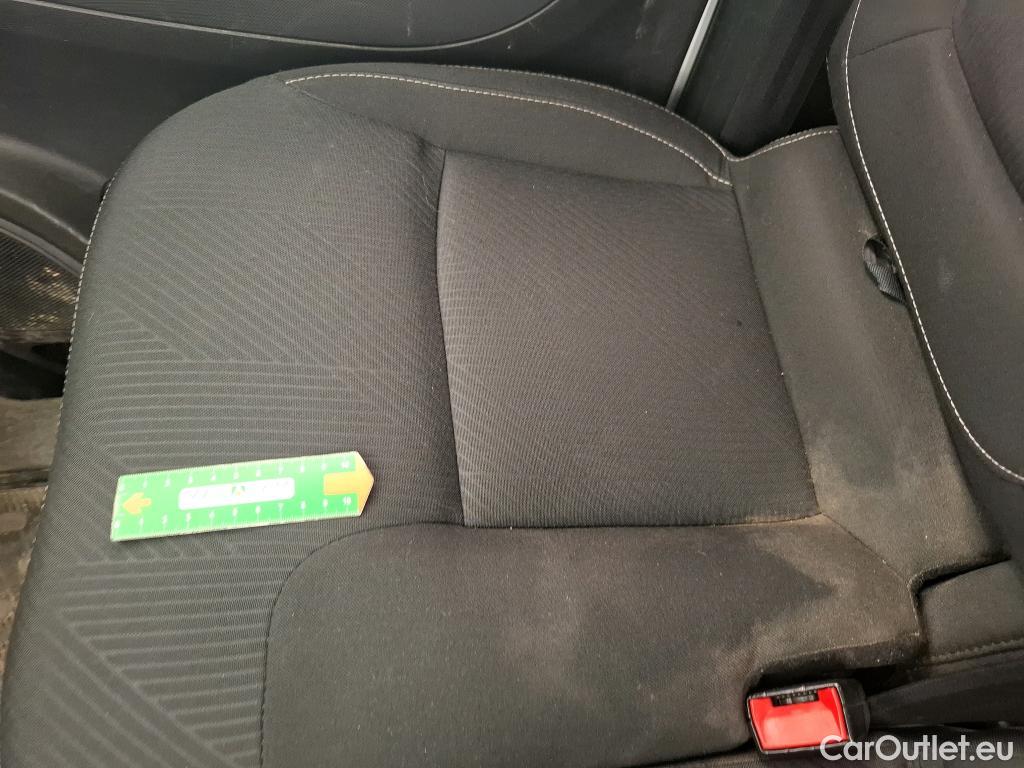  Renault  Trafic RENAULT   2019  4P  Fourgon tole FG GCF L1H1 1000 dCi 120 #16