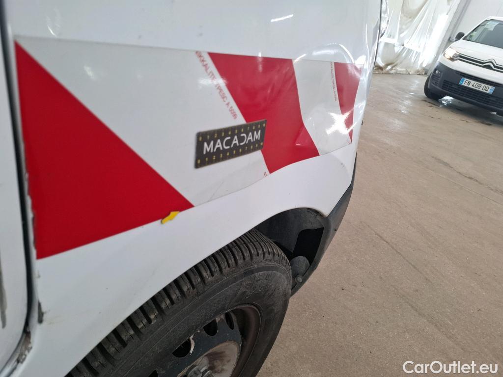  Renault  Master  III Fourgon L2H2 3 5 Grand Confort dCi 130CV BVM6 E6 #14