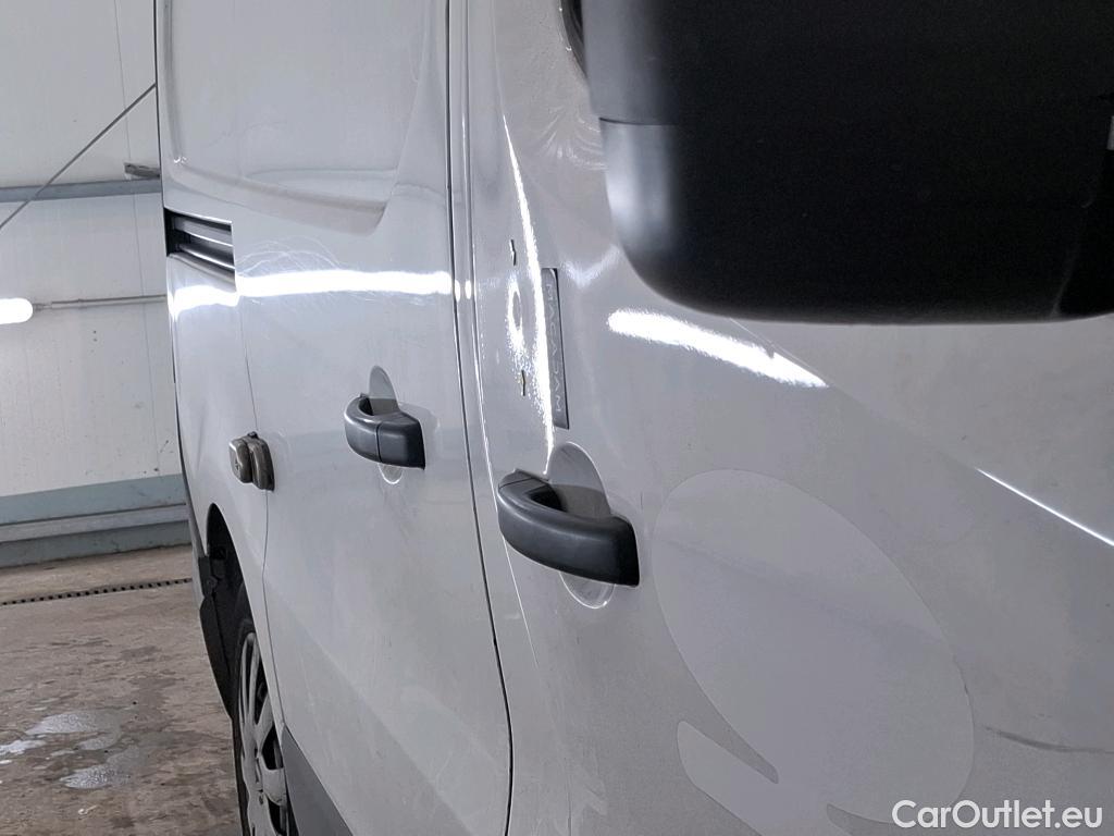  Renault  Trafic RENAULT  / 2019 / 4P / Fourgon tole FG GCF L1H1 1000 dCi 120 #53