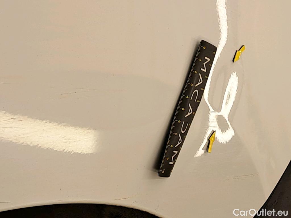  Renault  Master  III Fourgon L2H2 3 5 Grand Confort dCi 135CV BVM6 E6dT #89