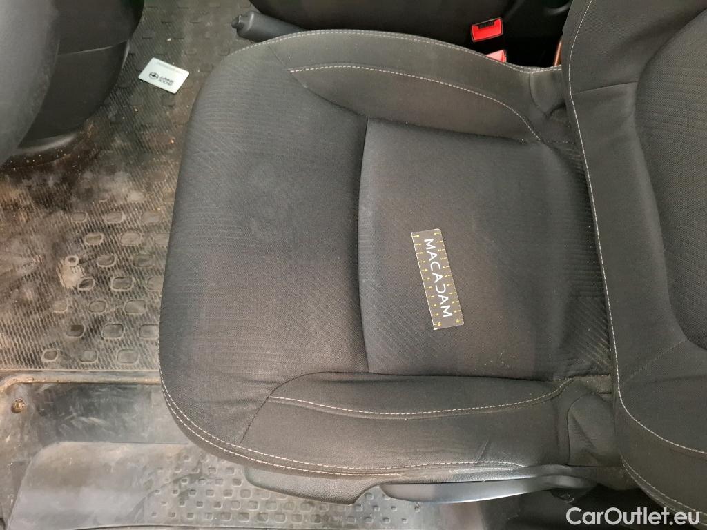  Renault  Trafic RENAULT  / 2019 / 4P / Fourgon tole FG GCF L1H1 1000 dCi 120 #74