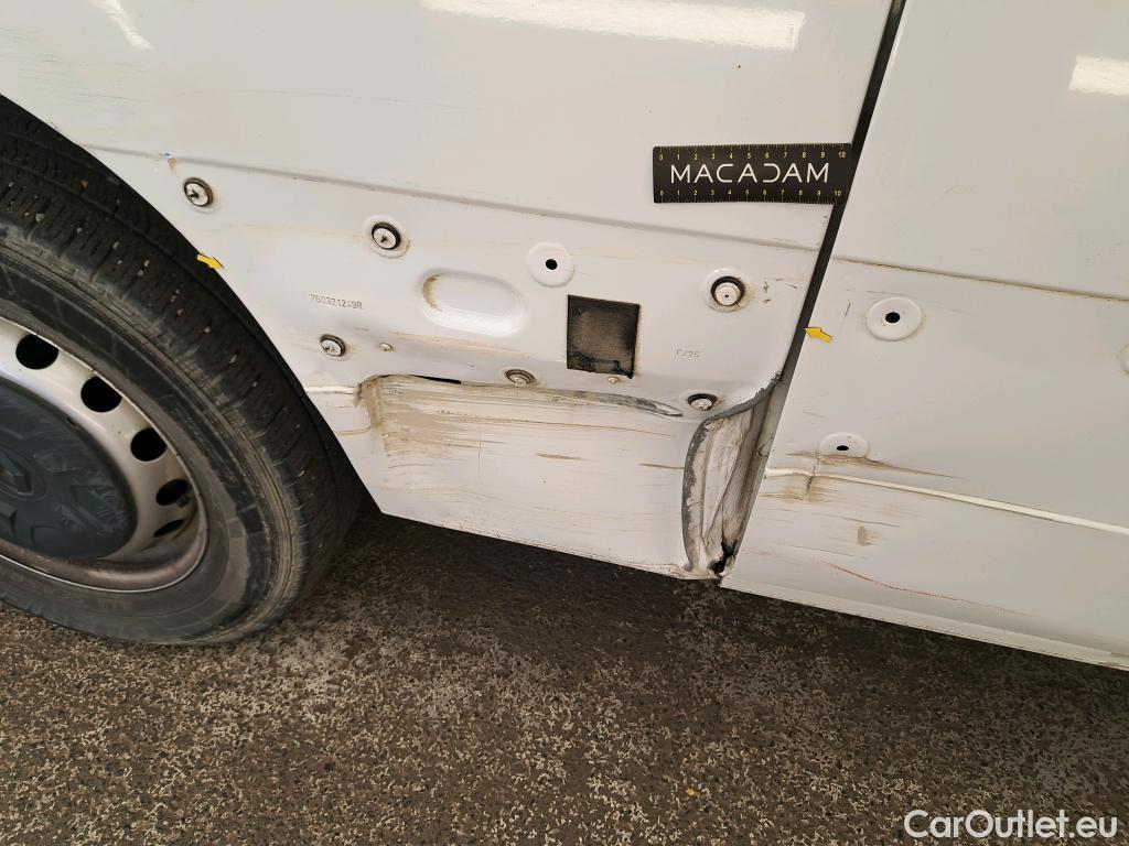  Renault  Master  III Fourgon L2H2 3 5 Grand Confort dCi 135CV BVM6 E6dT #2