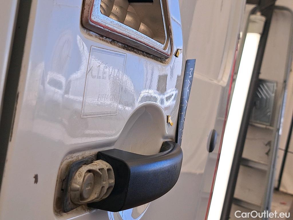  Renault  Master  III Fourgon L2H2 3 5 Grand Confort dCi 135CV BVM6 E6dT #27