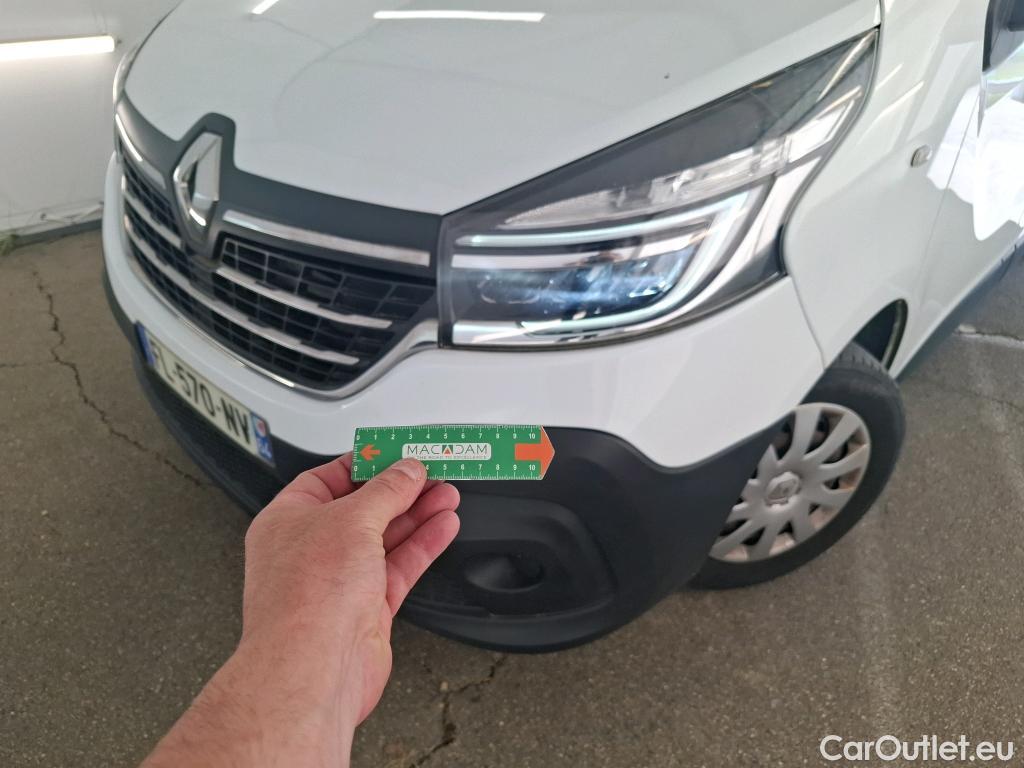  Renault  Trafic RENAULT   2019  4P  Fourgon tole FG GCF L1H1 1000 dCi 120 #18