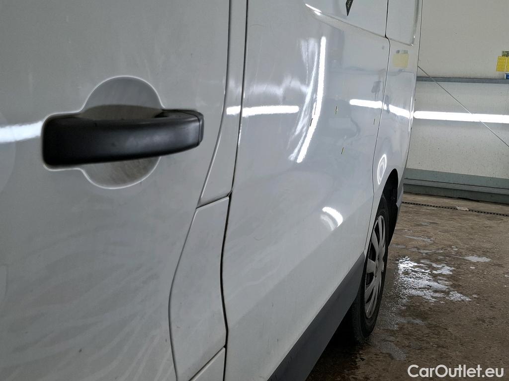  Renault  Trafic RENAULT  / 2019 / 4P / Fourgon tole FG GCF L1H1 1000 dCi 120 #11
