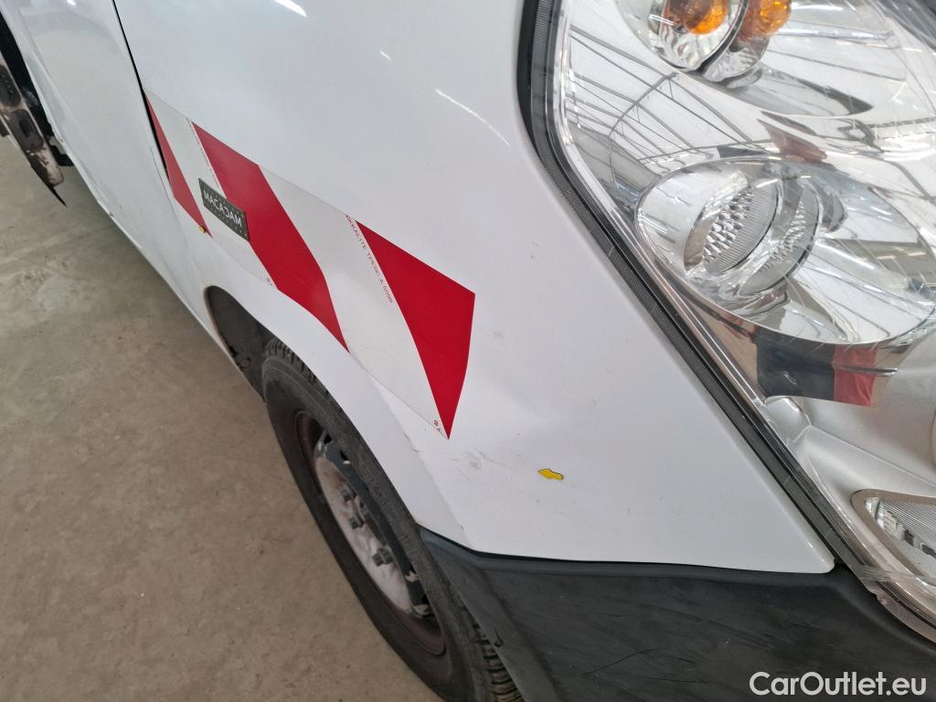  Renault  Master  III Fourgon L2H2 3 5 Grand Confort dCi 130CV BVM6 E6 #15