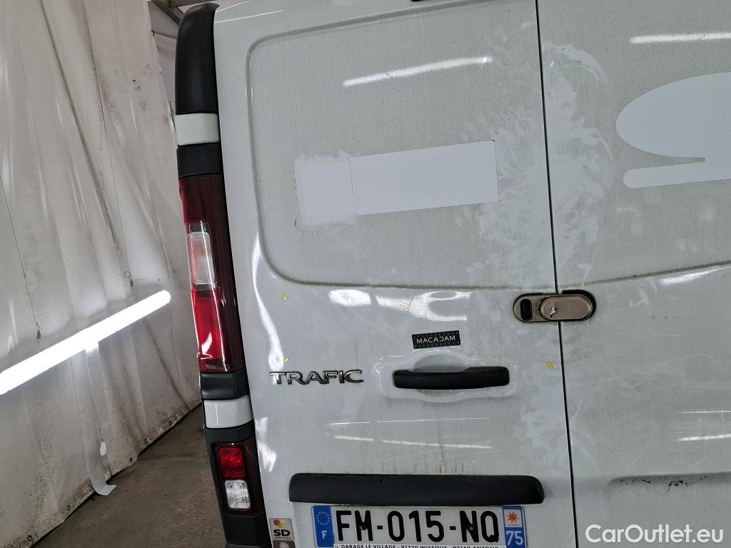  Renault  Trafic RENAULT  / 2019 / 4P / Fourgon tole FG GCF L1H1 1000 dCi 120 #34