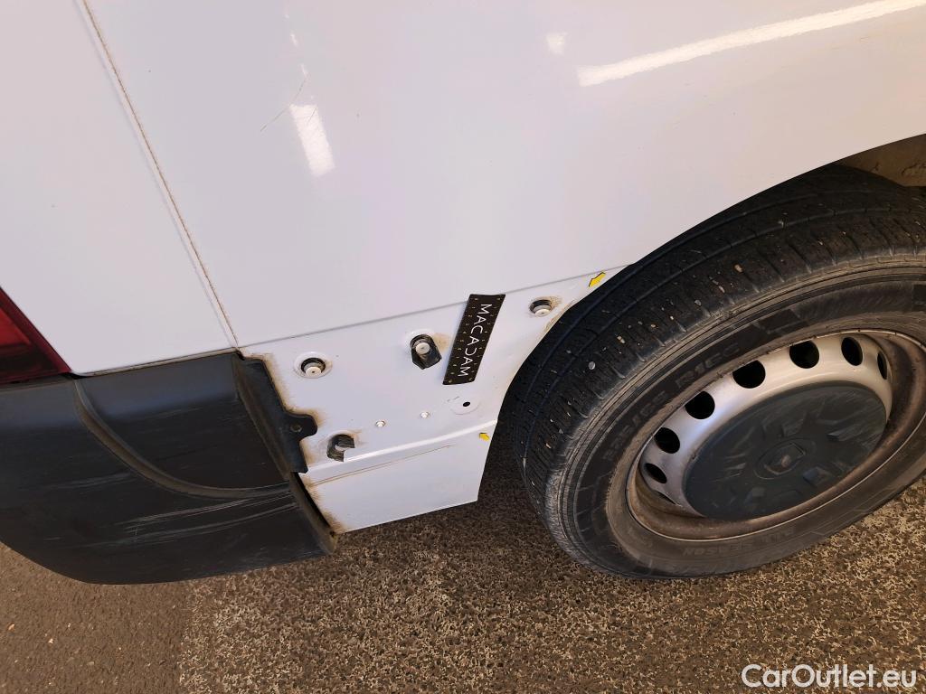  Renault  Master  III Fourgon L2H2 3 5 Grand Confort dCi 135CV BVM6 E6dT #5