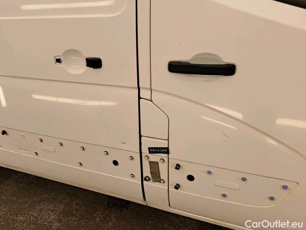  Renault  Master  III Fourgon L2H2 3 5 Grand Confort dCi 135CV BVM6 E6dT #92
