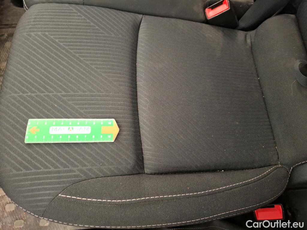  Renault  Trafic RENAULT   2019  4P  Fourgon tole FG GCF L1H1 1000 dCi 120 #15