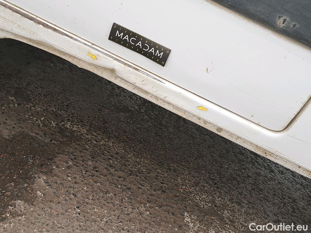  Renault  Master  III Fourgon L2H2 3 5 Grand Confort dCi 135CV BVM6 E6dT #50