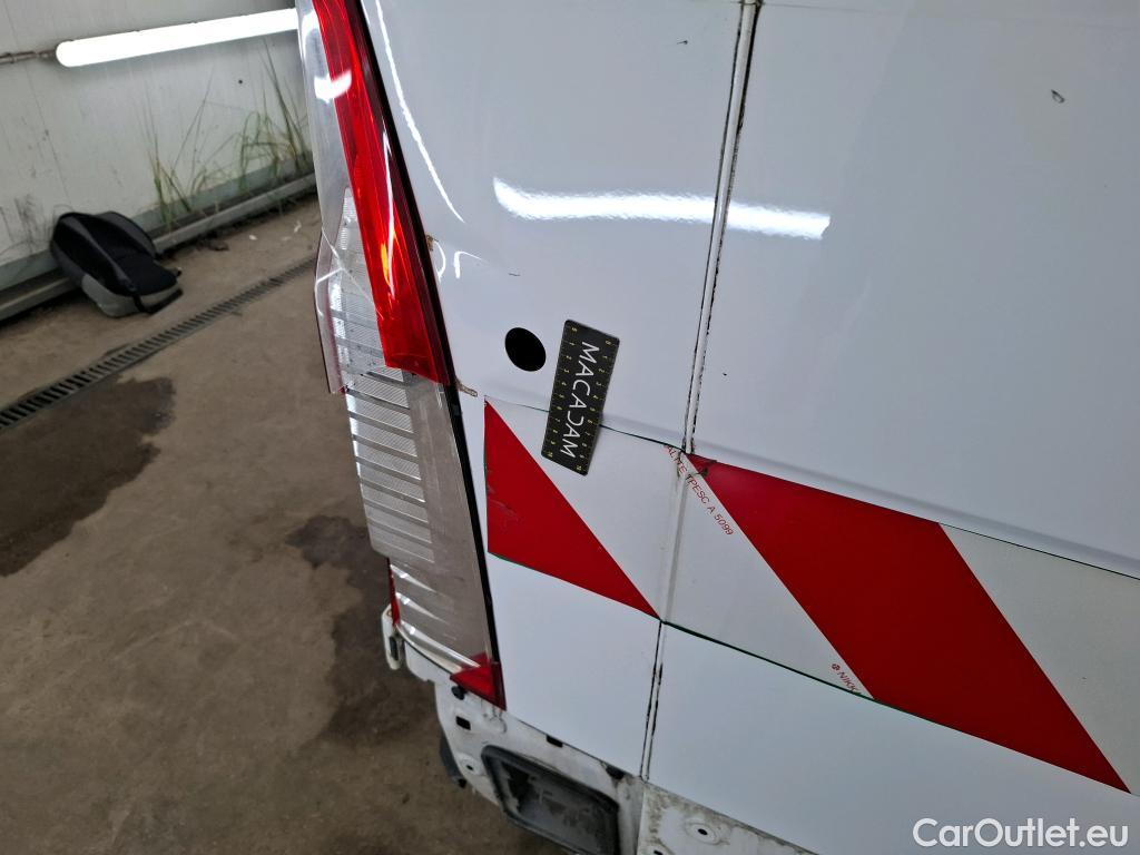  Renault  Master  III Fourgon L2H2 3 5 Grand Confort dCi 130CV BVM6 E6 #118