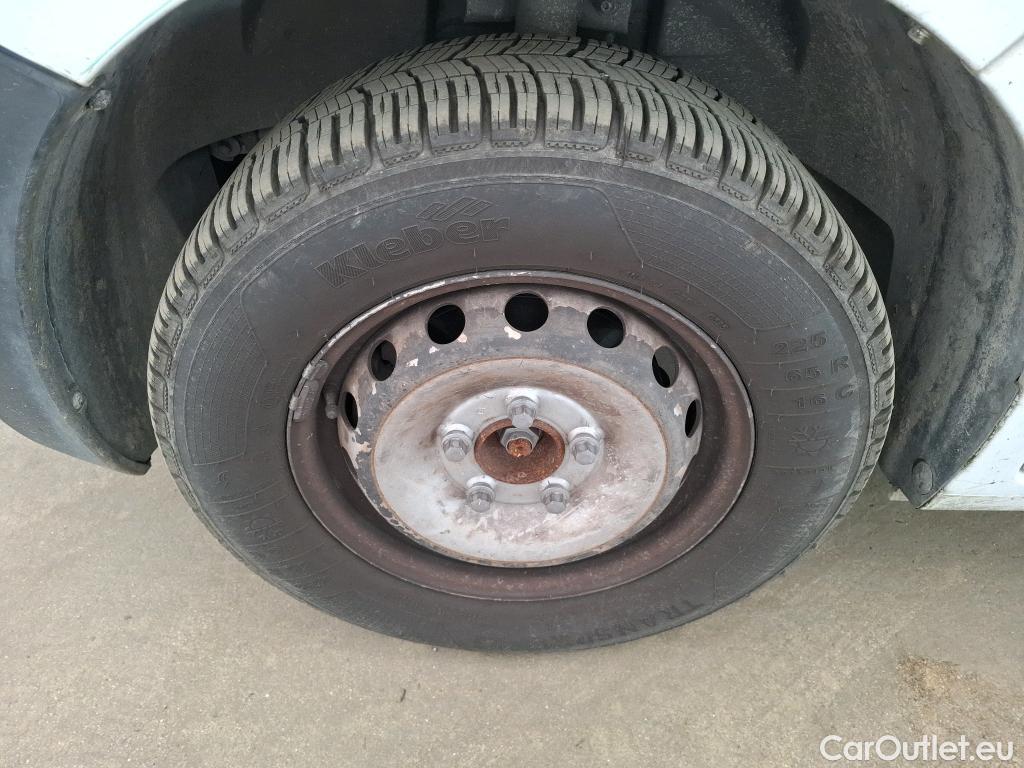  Renault  Master  III Fourgon L2H2 3 5 Grand Confort dCi 130CV BVM6 E6 #126