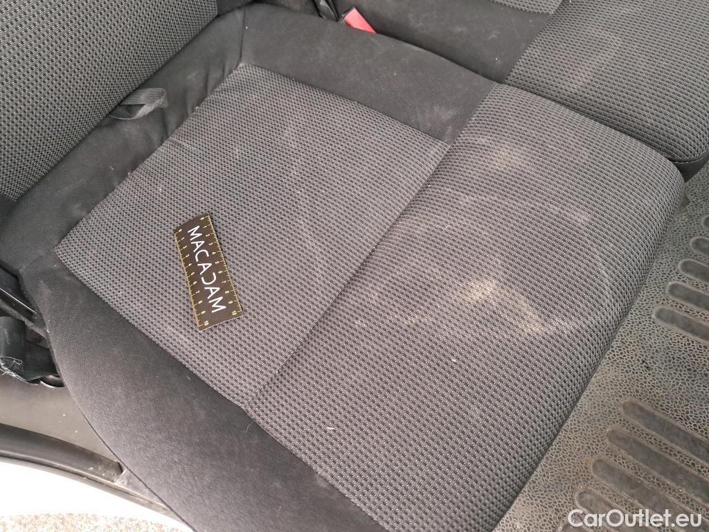  Renault  Master  III Fourgon L2H2 3 5 Grand Confort dCi 135CV BVM6 E6dT #97