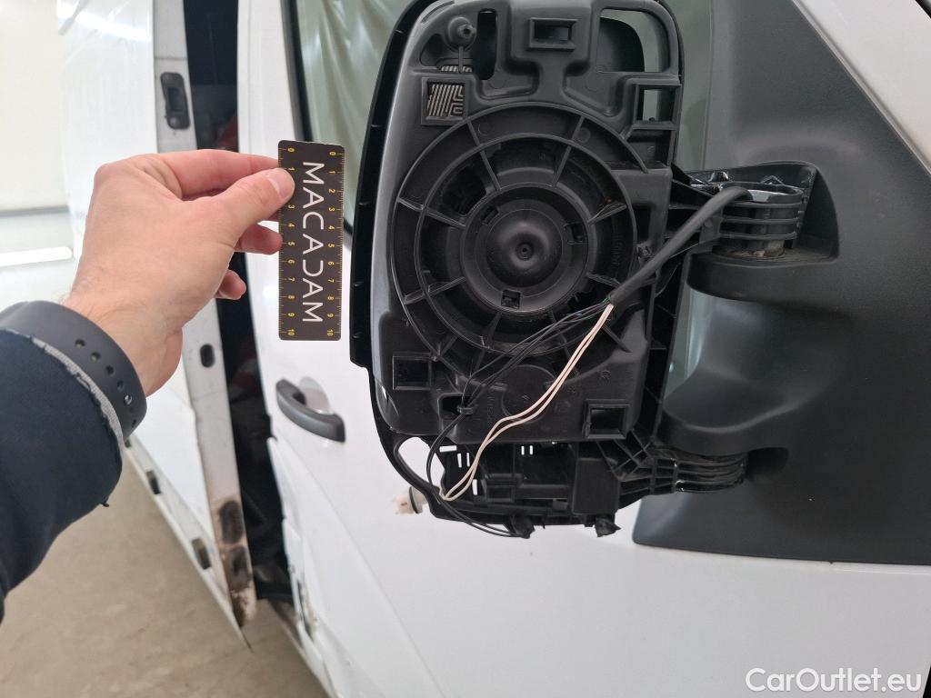  Renault  Master  III Fourgon L2H2 3 5 Grand Confort dCi 130CV BVM6 E6 #38