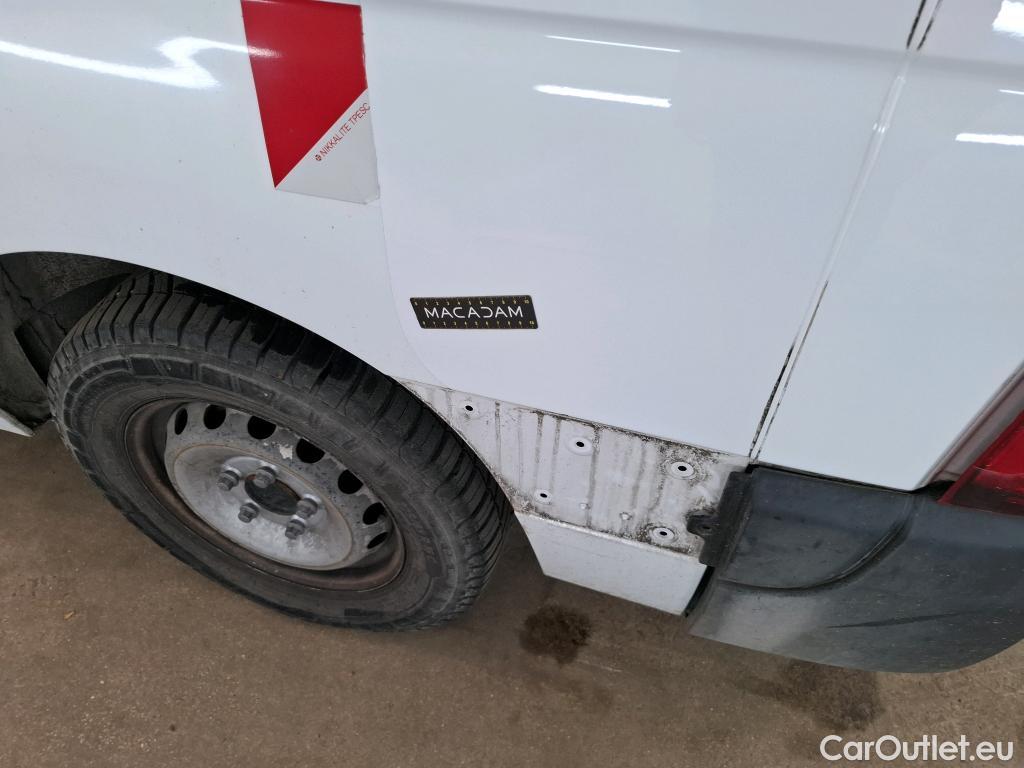  Renault  Master  III Fourgon L2H2 3 5 Grand Confort dCi 130CV BVM6 E6 #89