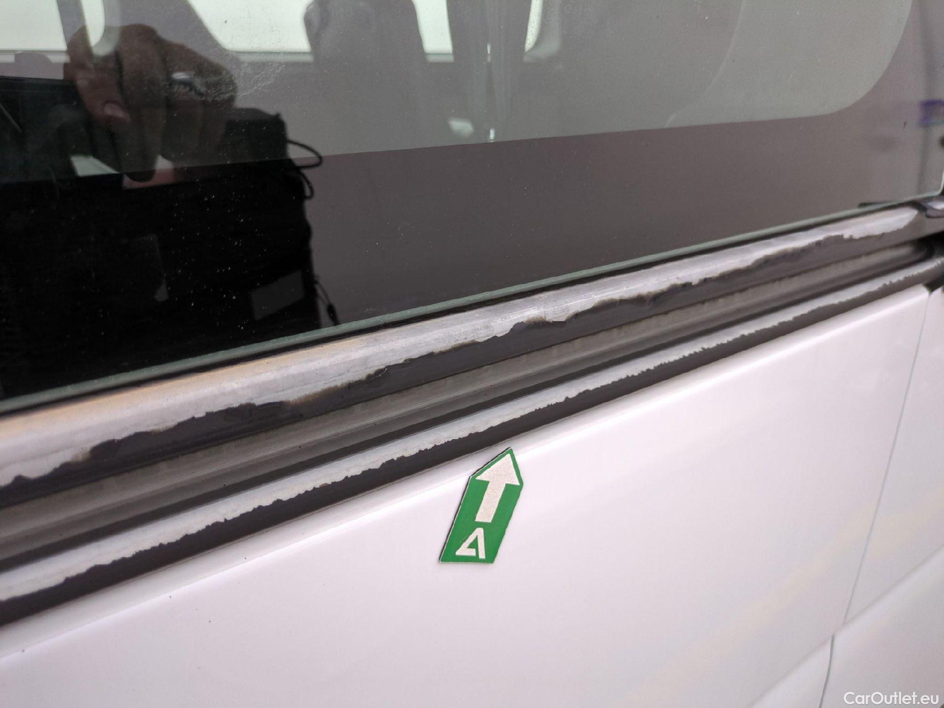  Renault  Master  III Fourgon L2H2 3 5 Grand Confort dCi 130CV BVM6 E6 #18