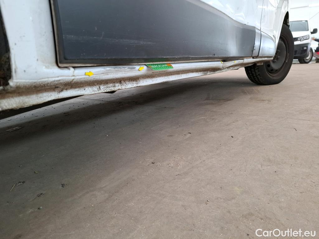  Renault  Trafic RENAULT  VU 4p Fourgon FG GCFL1H1 1000 dCi95 Stop&Start E6 #24