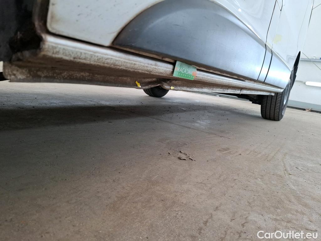  Renault  Trafic RENAULT  VU 4p Fourgon FG GCFL1H1 1000 dCi95 Stop&Start E6 #35