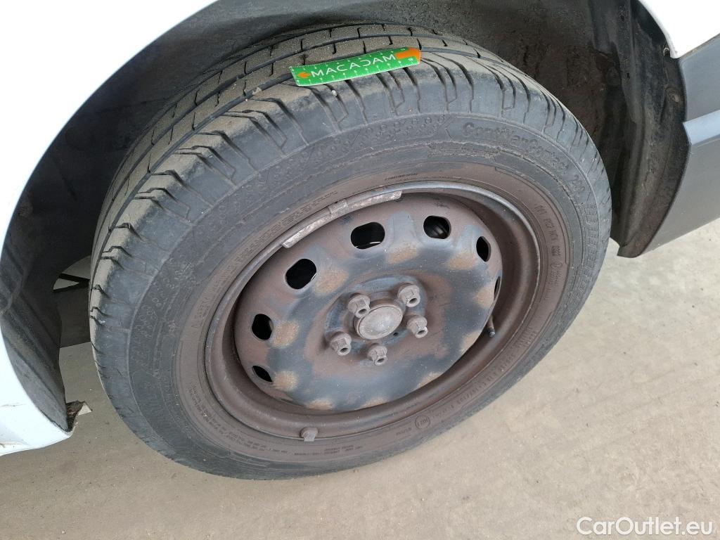  Renault  Trafic RENAULT  VU 4p Fourgon FG GCFL1H1 1000 dCi95 Stop&Start E6 #46