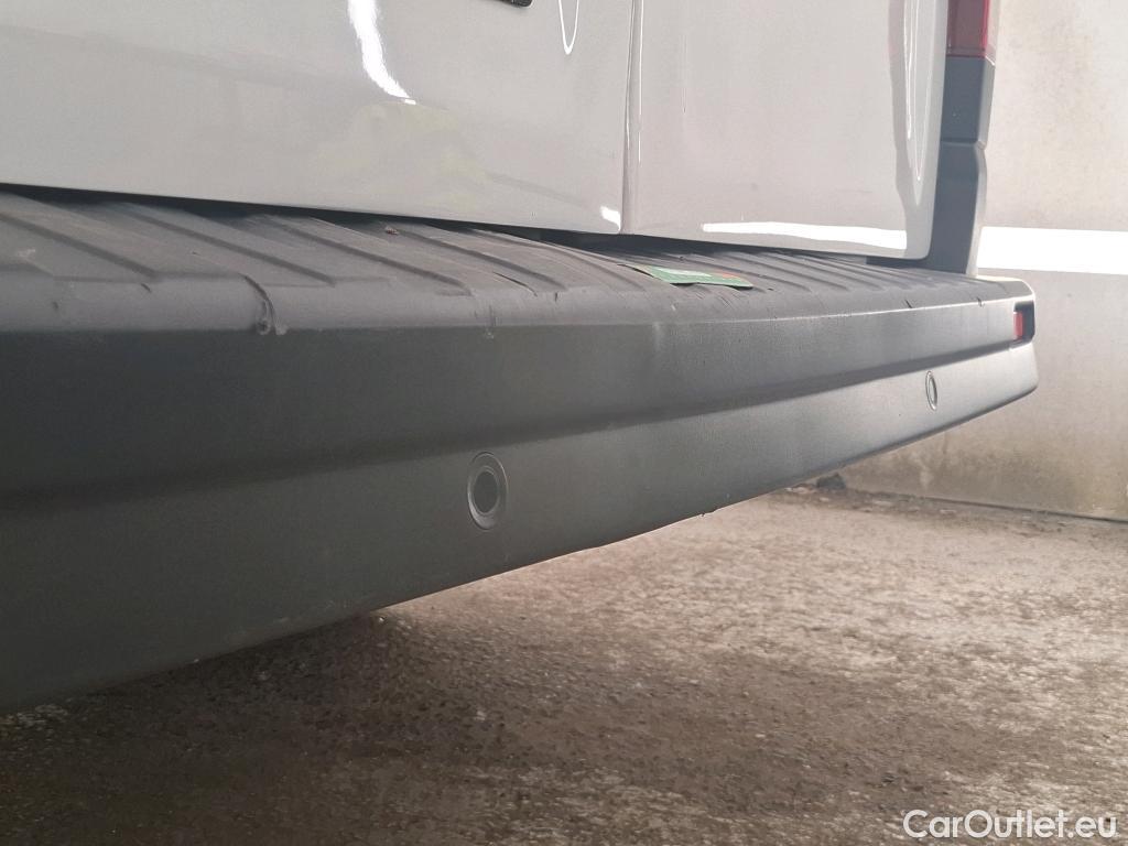  Renault  Trafic  III Fourgon L2H1 3T Grand Confort 2.0 dCi 130CV BVM6 E6d #12