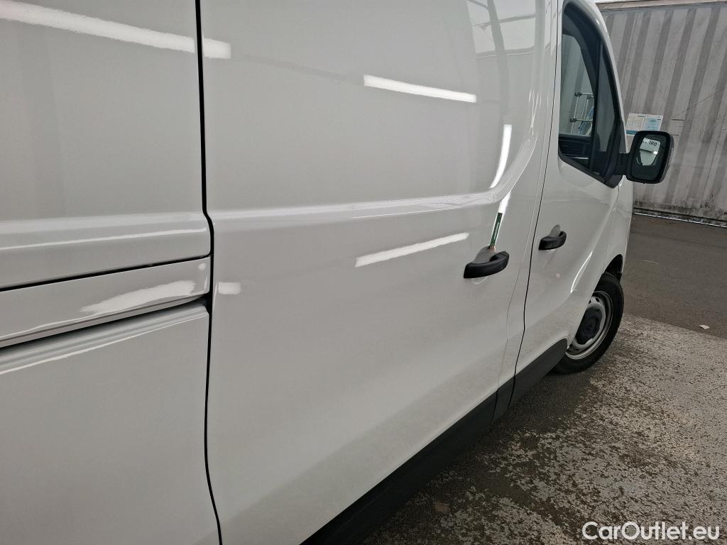  Renault  Trafic  III Fourgon L2H1 3T Grand Confort 2.0 dCi 130CV BVM6 E6d #13