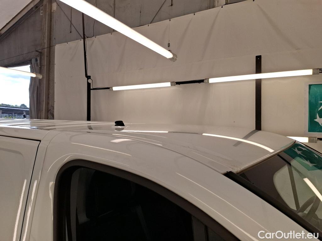  Renault  Trafic RENAULT  VU 4p Fourgon FG GCF L2H1 1300 dCi 120 #49