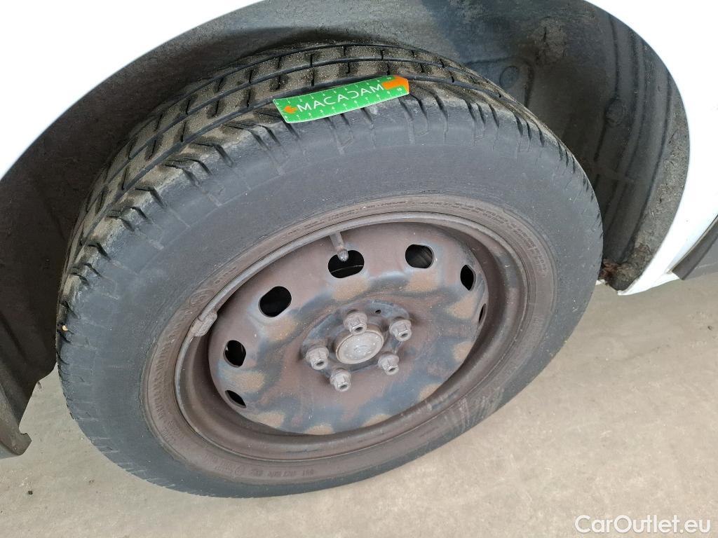  Renault  Trafic RENAULT  VU 4p Fourgon FG GCFL1H1 1000 dCi95 Stop&Start E6 #42