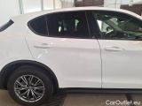  Alfa Romeo   STELVIO ALFA ROMEO / 2017 / 5P / SUV 2.2 TURBO DIESEL 160CV BUSINESS AT8 RWD #49