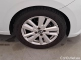  Nissan  Micra NISSAN  / 2016 / 5P / BERLINA IG¿T 100 ACENTA #57
