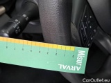  Nissan  Micra NISSAN  / 2016 / 5P / BERLINA IG¿T 100 ACENTA #68