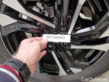  Peugeot  2008 PEUGEOT  / 2019 / 5P / CROSSOVER BLUEHDI 130 EAT8 ALLURE PACK S/S AUT. #71