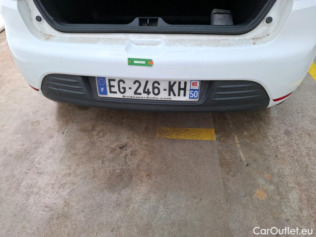  Renault  Clio  IV Air 1.5 dCi 75CV BVM5 E6 #4