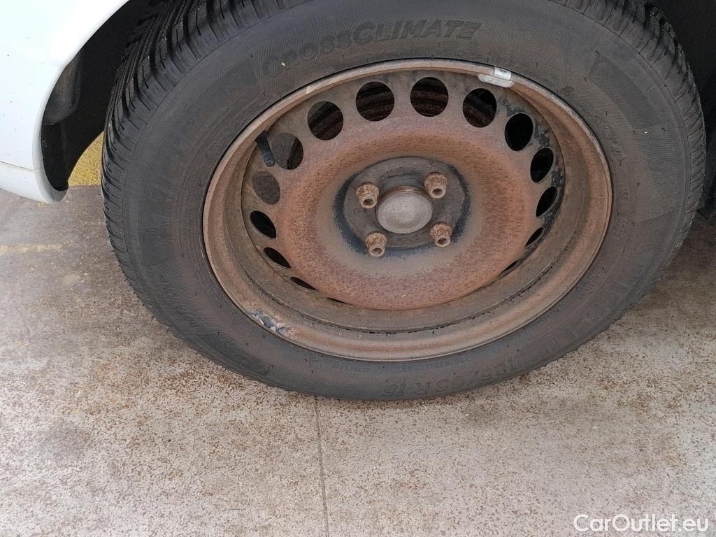  Renault  Clio  IV Air 1.5 dCi 75CV BVM5 E6 #27