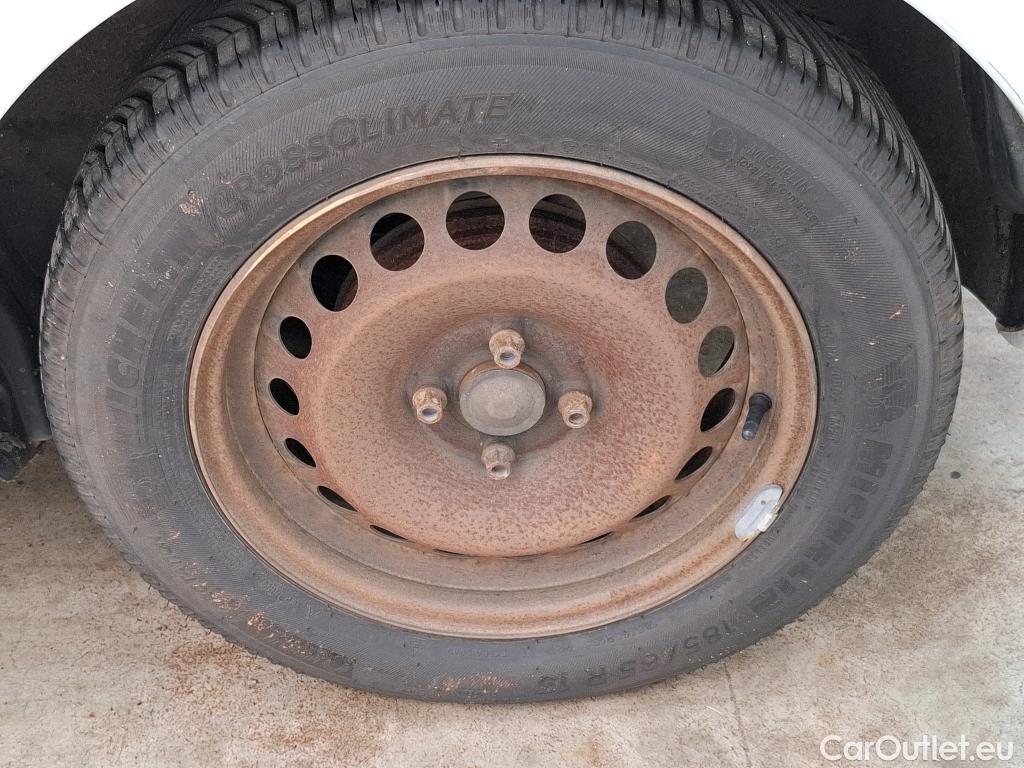  Renault  Clio  IV Air 1.5 dCi 75CV BVM5 E6 #25