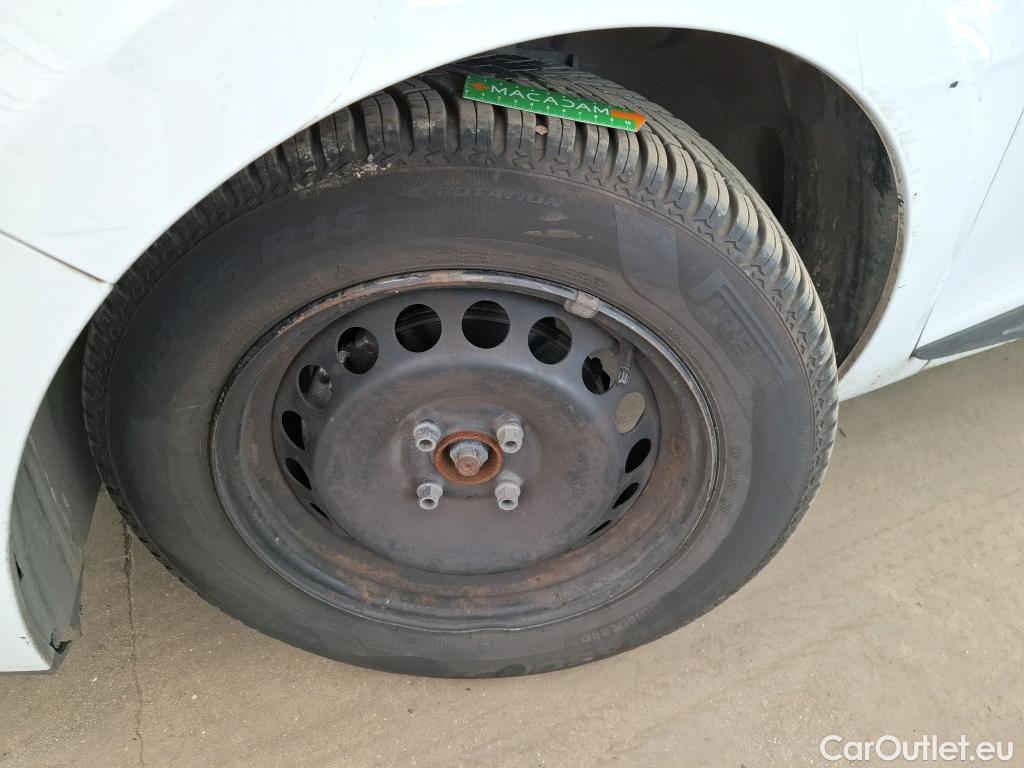  Renault  Clio  IV Air 0.9 TCe 75CV BVM5 E6 #78