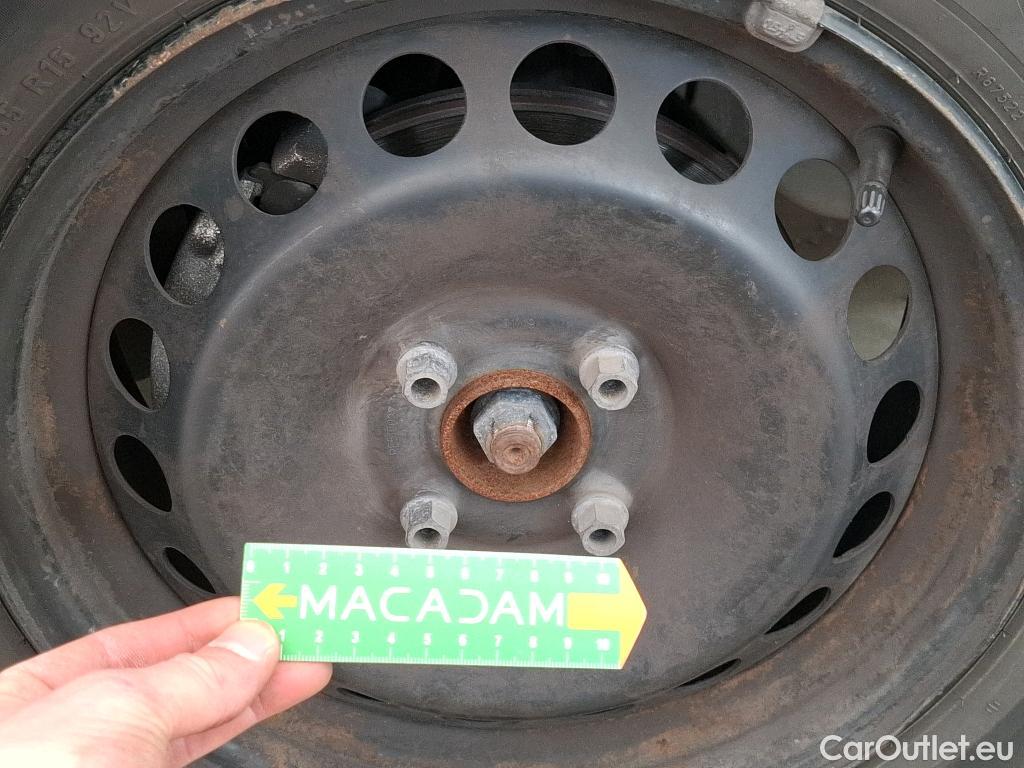  Renault  Clio  IV Air 0.9 TCe 75CV BVM5 E6 #79
