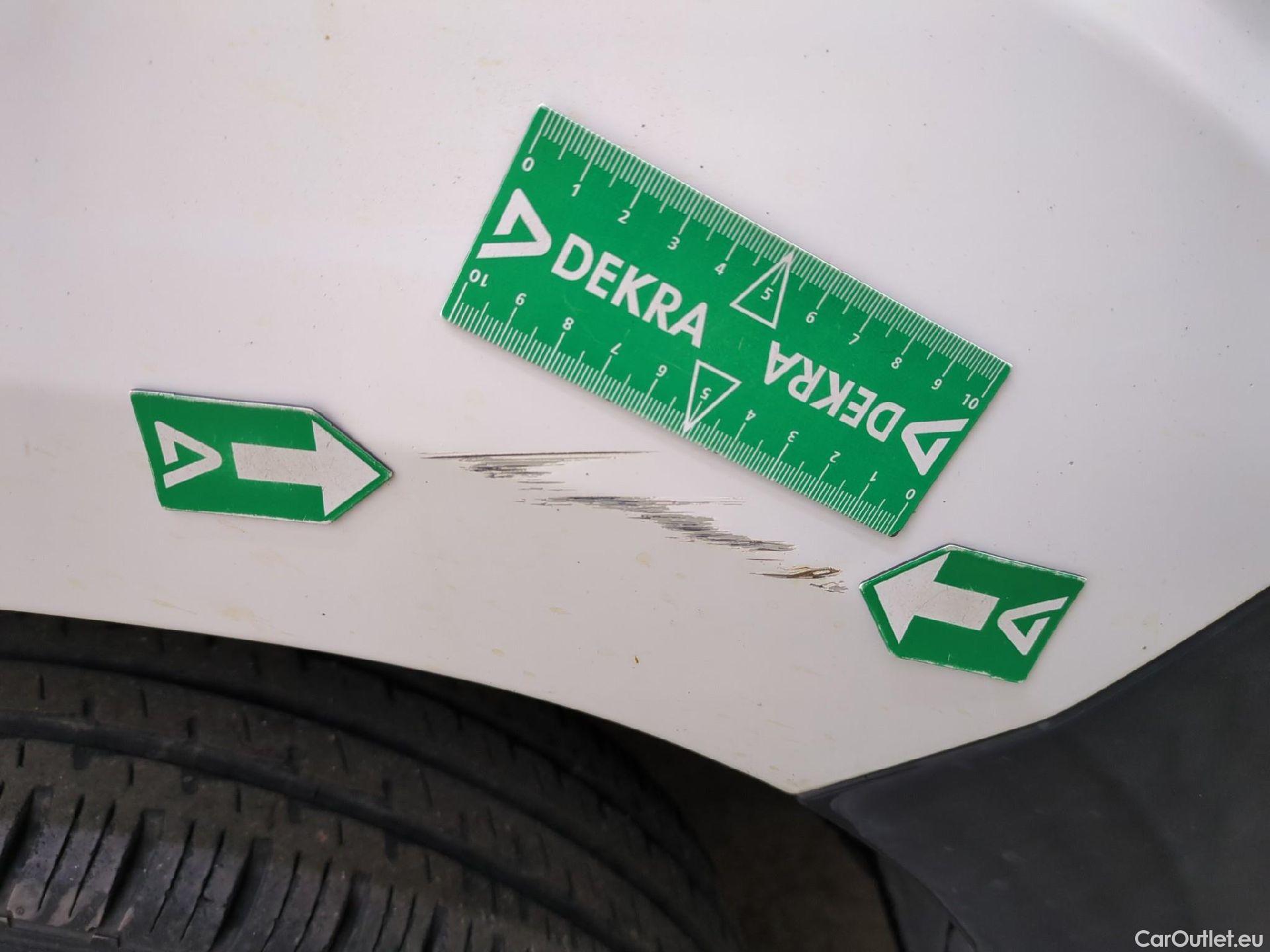  Peugeot  Boxer PEUGEOT  VU 4p Fourgon BLUEHDI 130 S&S PREMIUM PA 333 L2H2 #53