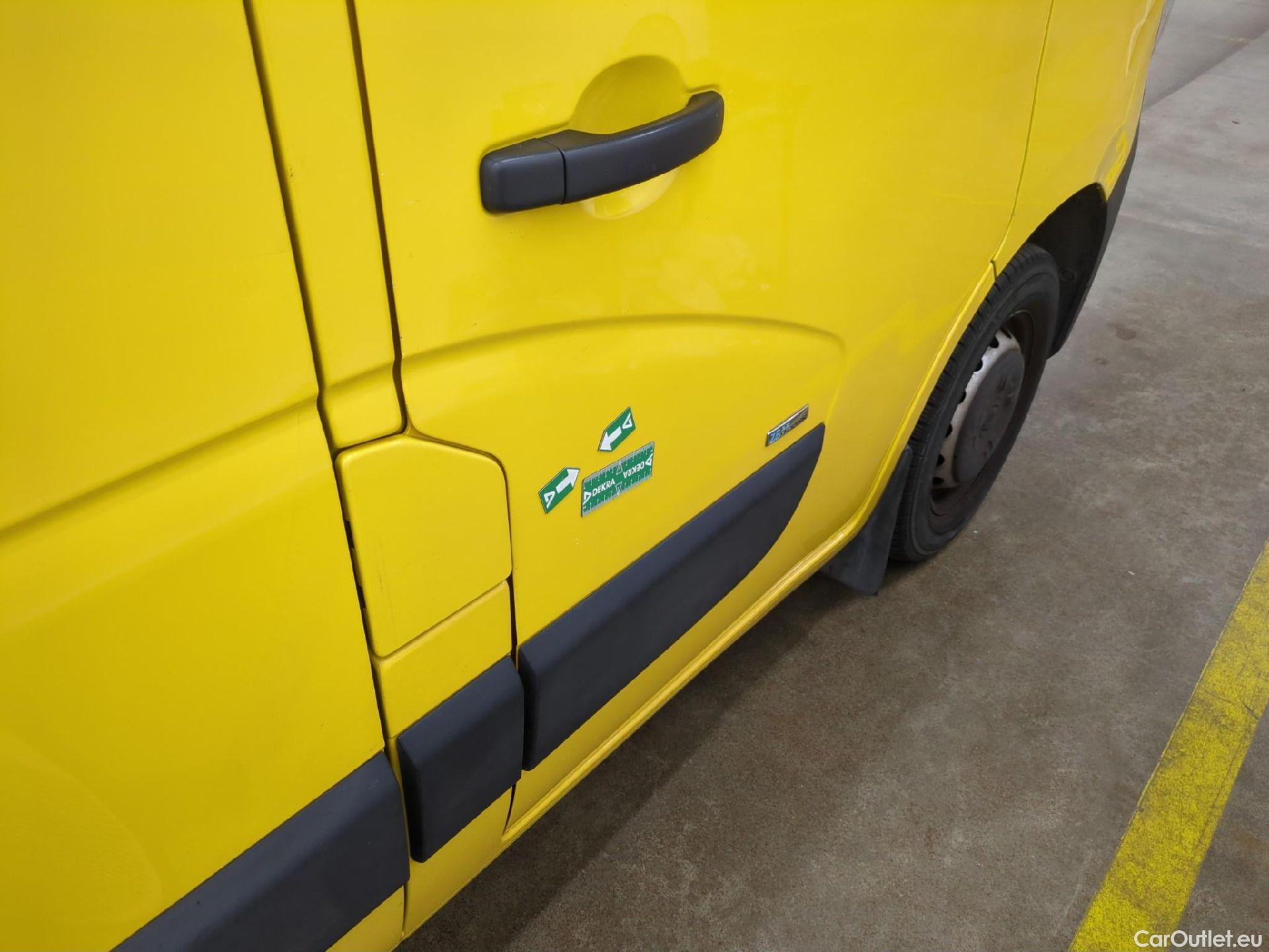  Renault  Master RENAULT  / 2019 / 4P / Fourgon tôlé FG Z.E.Tr CF F3100 L2H2 R75 AI - 19 #15