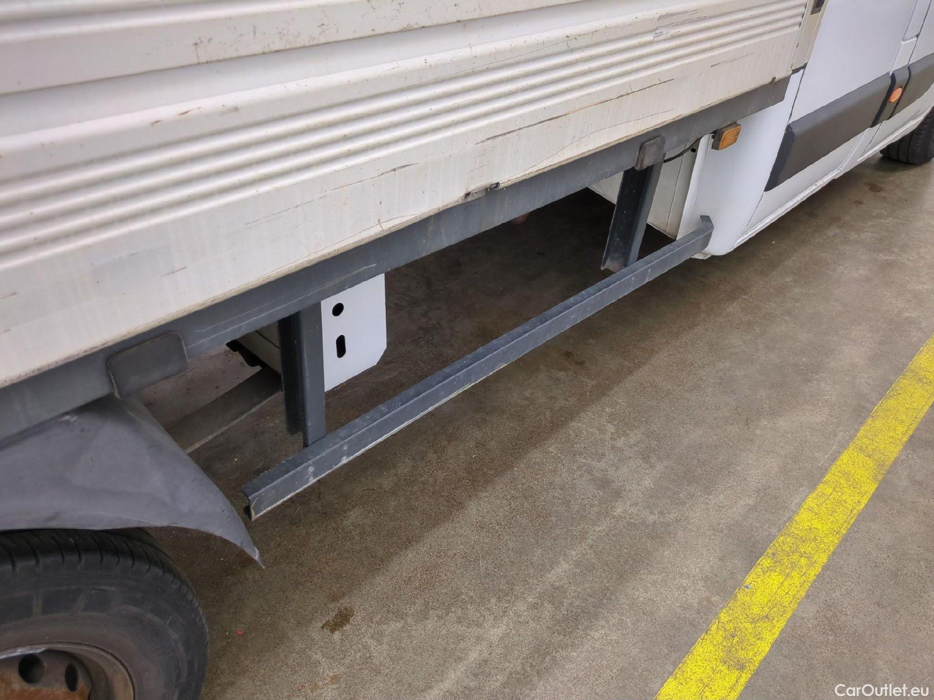  Renault  Master  Chassis dble Cabine L3H1 3 5t 2.3 dCi 145CV BVM6 7 Sieges E5 #56