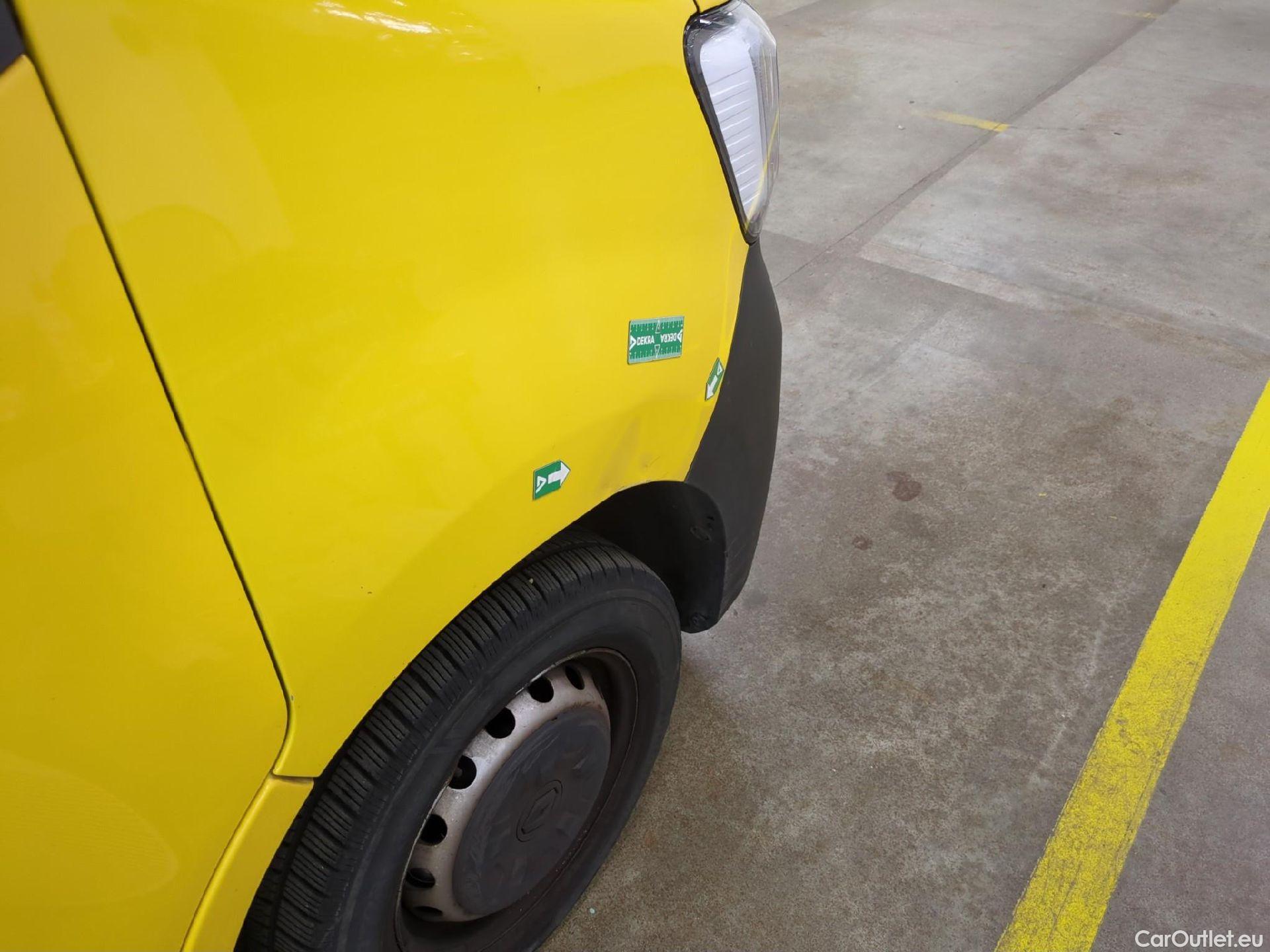  Renault  Master RENAULT  / 2019 / 4P / Fourgon tôlé FG Z.E.Tr CF F3100 L2H2 R75 AI - 19 #21
