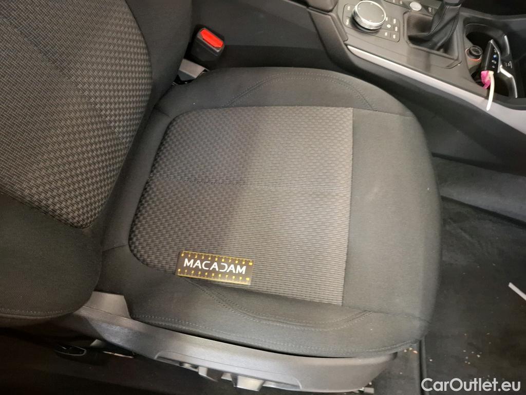  Bmw  Serie 1 BMW Série 1 / 2019 / 5P / Berline 1.5 118I Business Design / VO RECONDITIONNE - PHOTOS AVANT RECONDITIONNEMENT #27