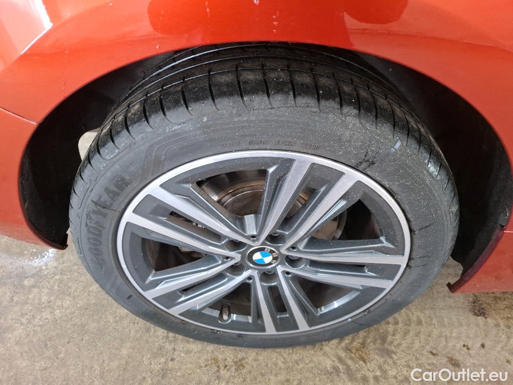  Bmw  Serie 1 BMW Série 1 / 2019 / 5P / Berline 1.5 118I Business Design / VO RECONDITIONNE - PHOTOS AVANT RECONDITIONNEMENT #33