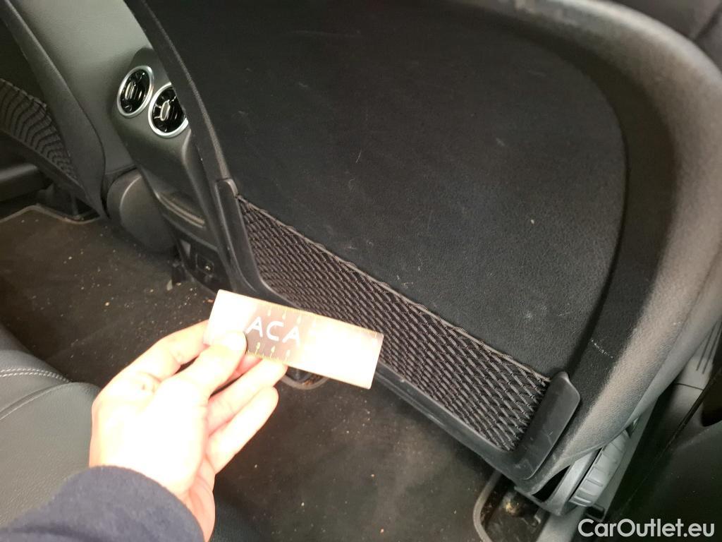  Mercedes  GLB MERCEDES-BENZ  / 2019 / 5P / SUV  200 d Business Line #28