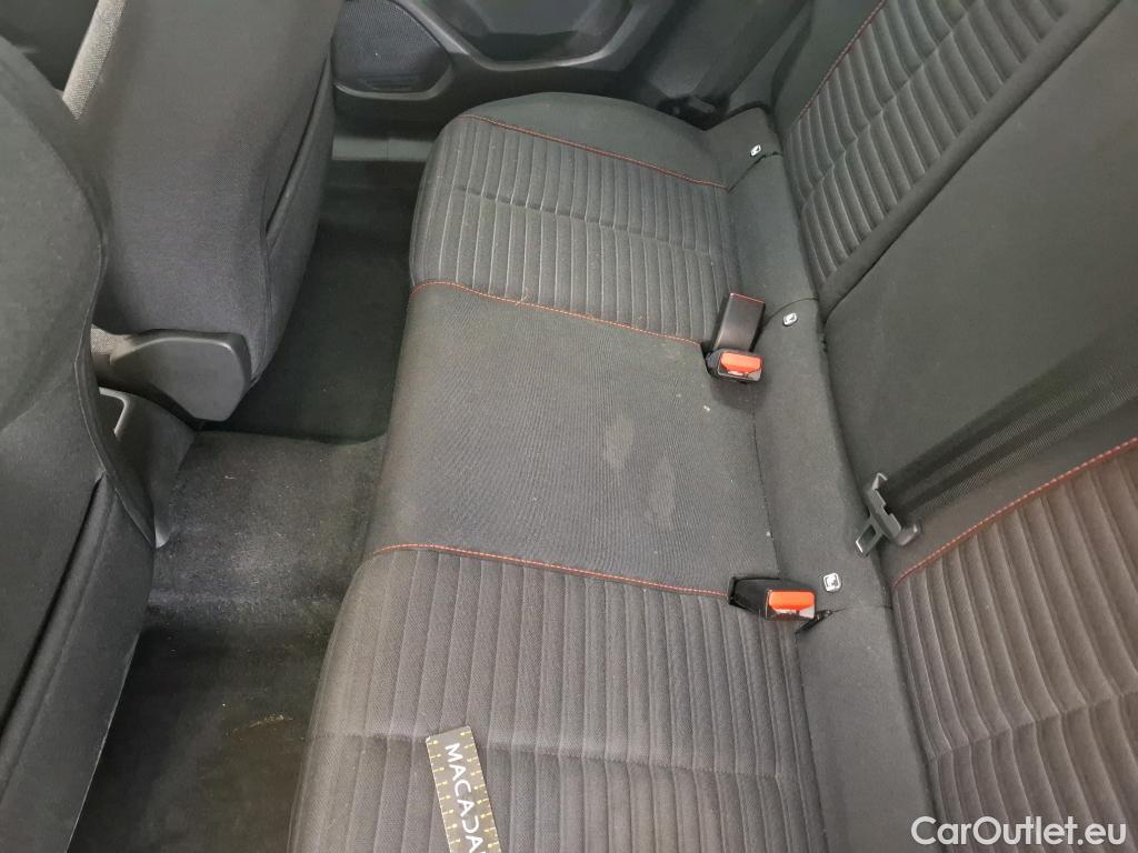 Peugeot  2008  Active Business 1.5 HDi 130CV BVA8 E6d / VO RECONDITIONNE - PHOTOS AVANT RECONDITIONNEMENT #18