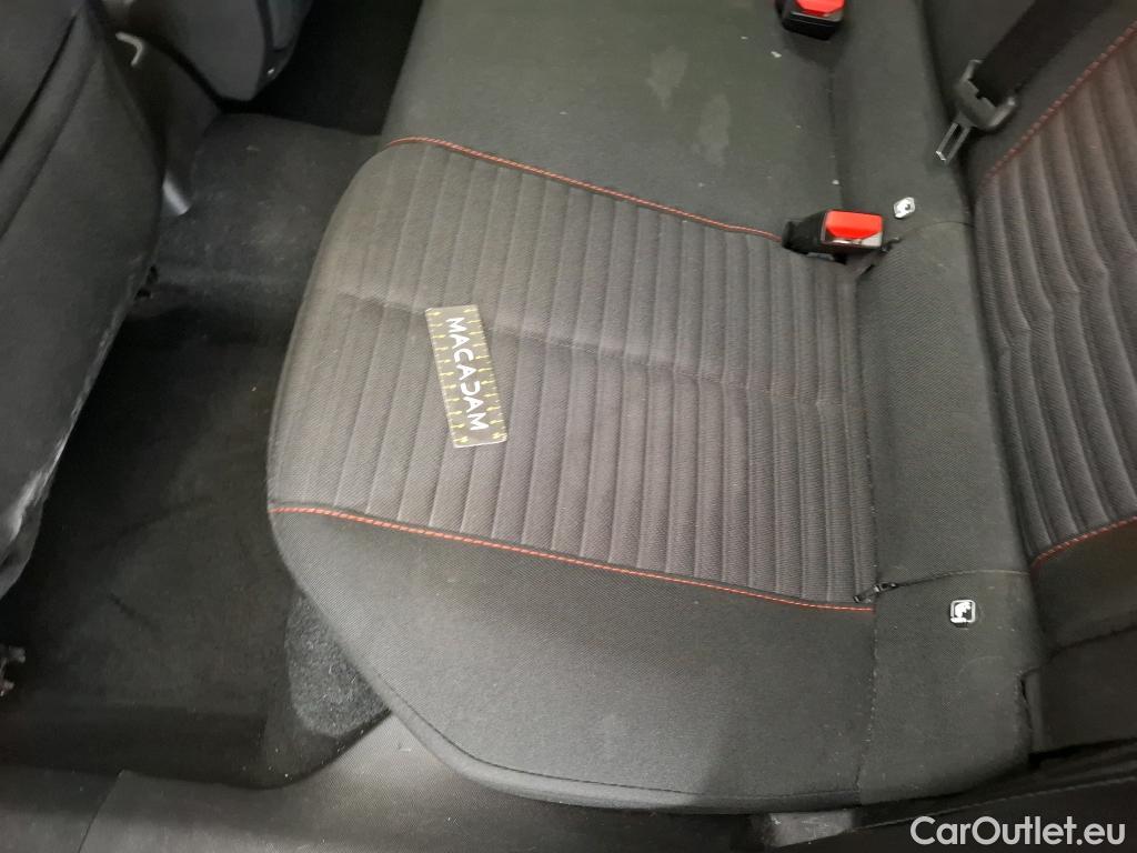  Peugeot  2008  Active Business 1.5 HDi 130CV BVA8 E6d / VO RECONDITIONNE - PHOTOS AVANT RECONDITIONNEMENT #17
